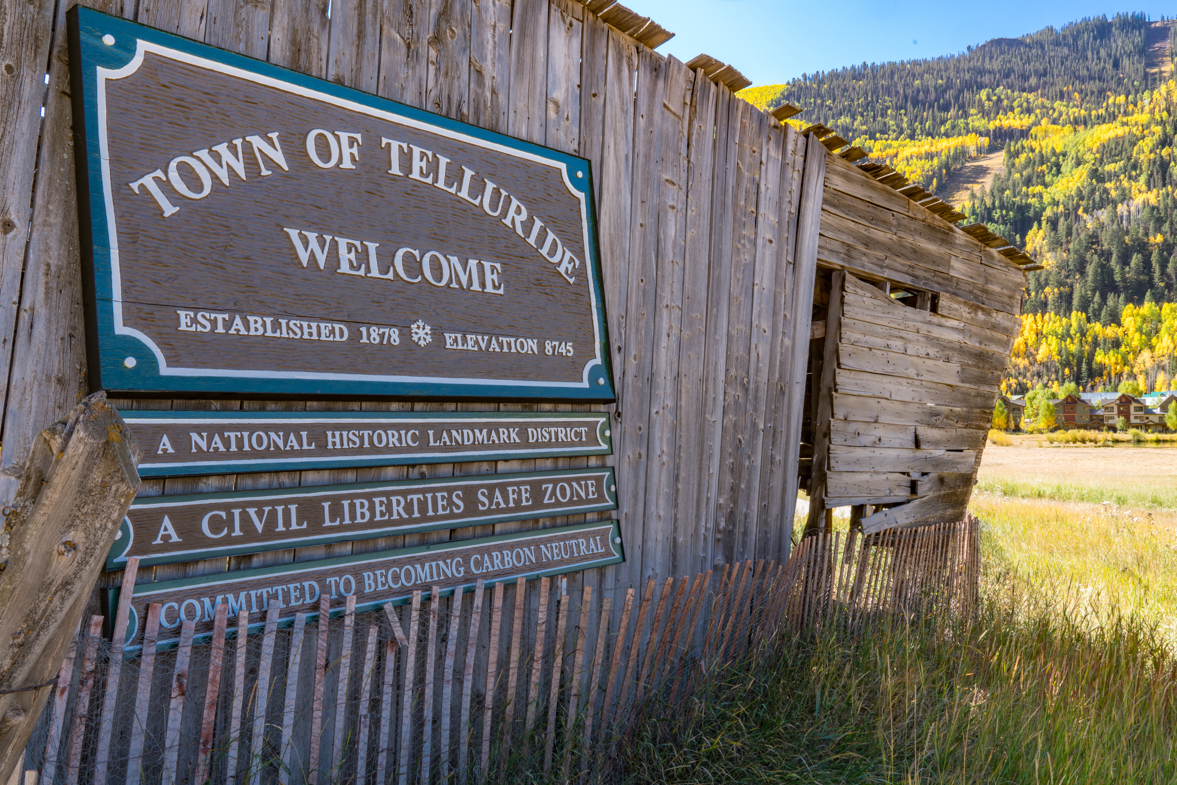 Town of Telluride Welcome sign